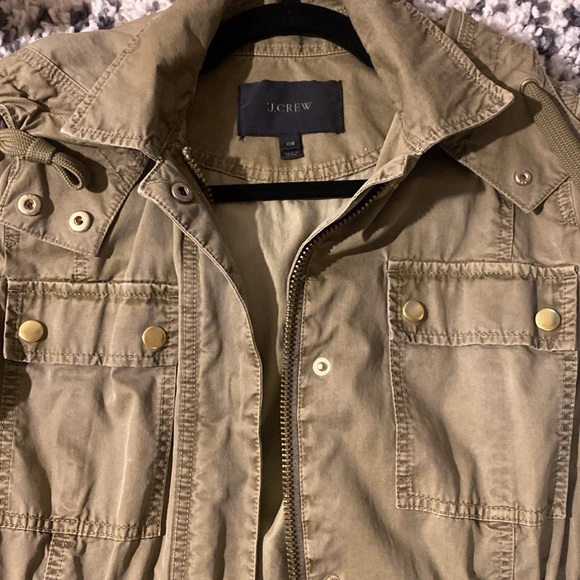 J.Crew long field jacket. Olive Green. Hood detaches by buttons. - Picture 3 of 11